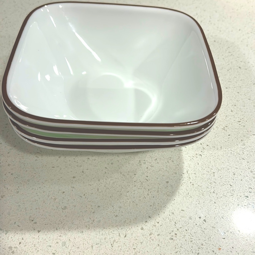 Corelle square bowls. Set of 4